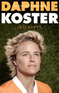 Daphne Koster Nooit Meer Buitenspel - Iris Koppe - Cover
